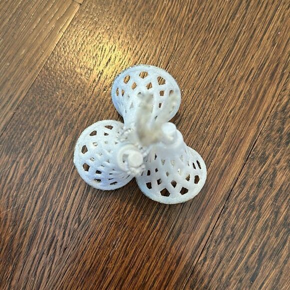 Vtg 3 Large White Filigree Sugar Christmas Bells with silver clappers/glitter - Picture 4 of 5